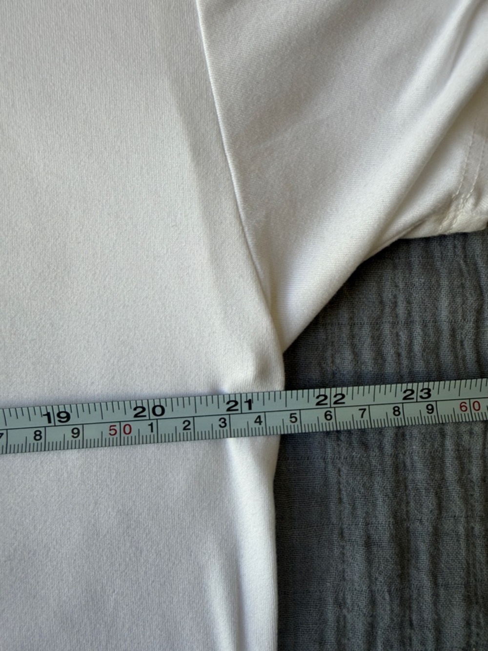 Vuori White Energy Short Sleeve Tee - Picture 4 of 8
